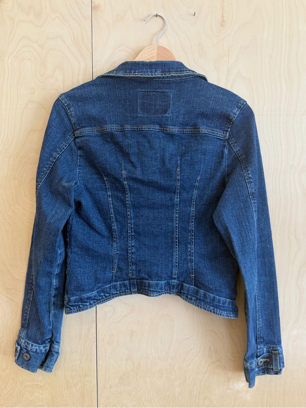 Vintage Levi's Cropped Denim Jacket - Picture 4 of 5